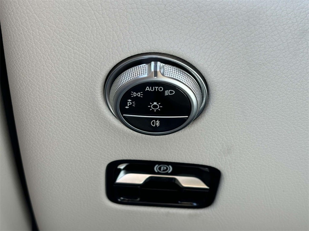 2025 Mercedes-Benz GLC GLC 300 4MATIC®