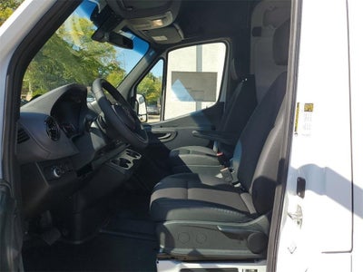 2025 Mercedes-Benz Sprinter 2500 Cargo 144 WB