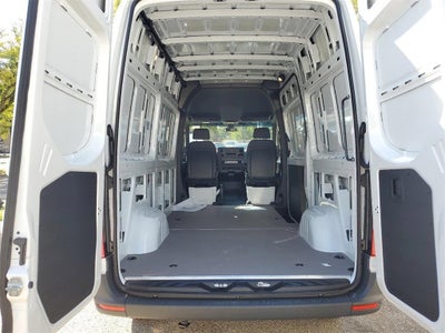 2025 Mercedes-Benz Sprinter 2500 Cargo 144 WB