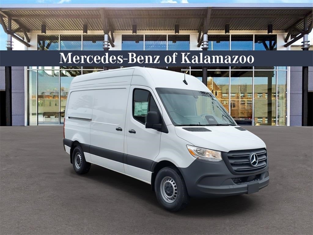 2025 Mercedes-Benz Sprinter 2500 2500 Standard Roof I4 Diesel 144" RWD