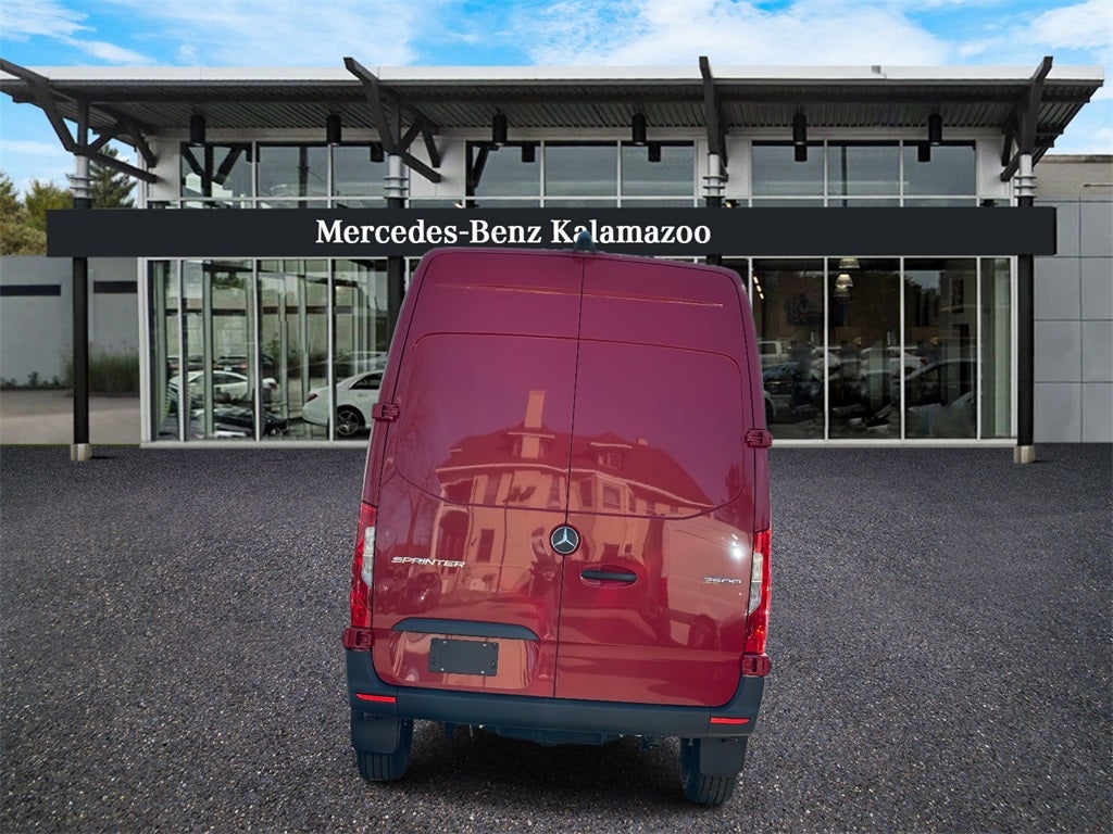 2025 Mercedes-Benz Sprinter 2500 2500 Standard Roof I4 Diesel 144" RWD