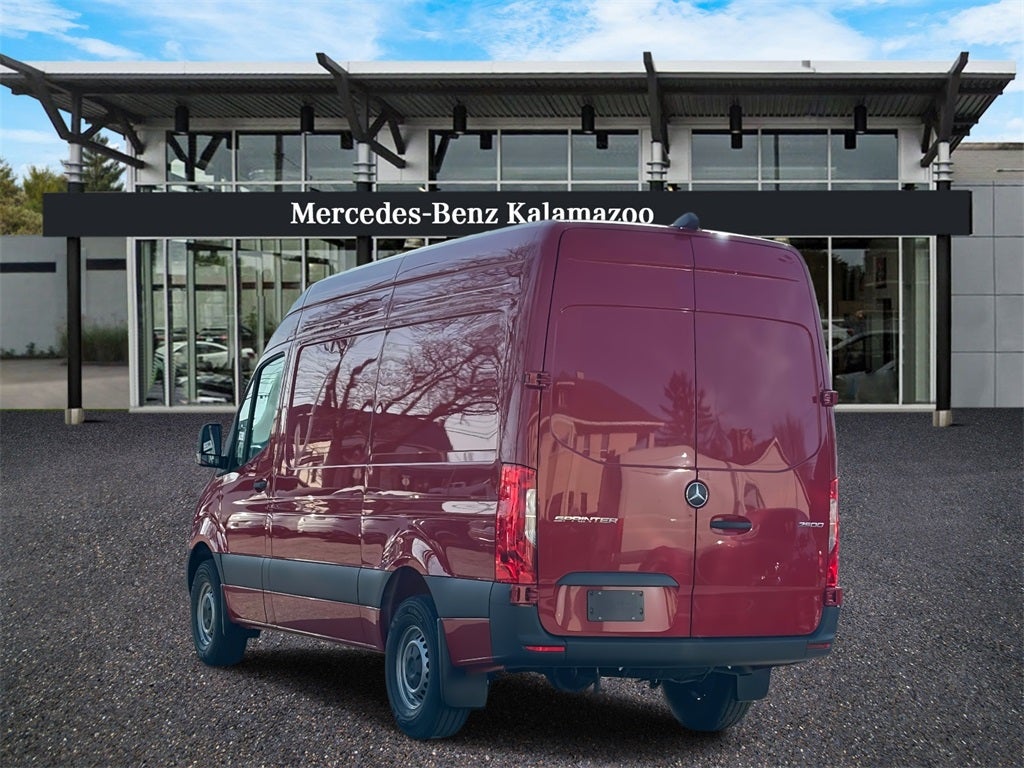 2025 Mercedes-Benz Sprinter 2500 2500 Standard Roof I4 Diesel 144" RWD