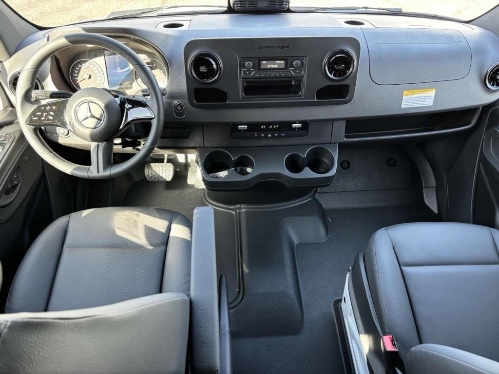 2025 Mercedes-Benz Sprinter 2500 High Roof