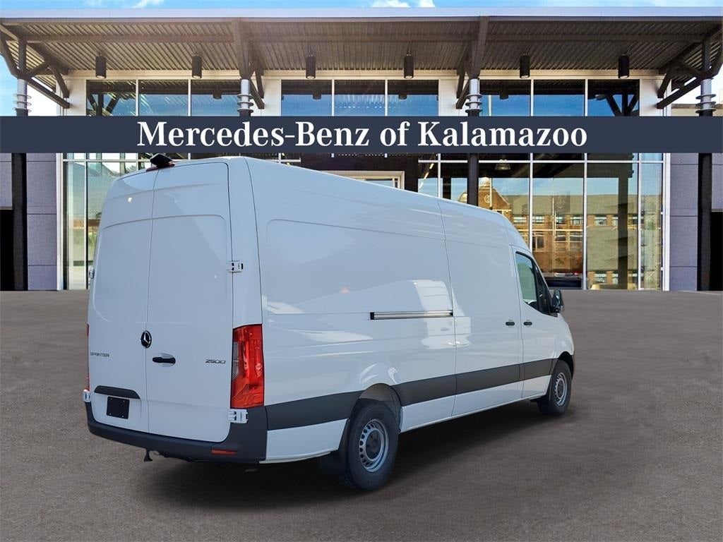 2025 Mercedes-Benz Sprinter 2500 Cargo 170 WB High Roof