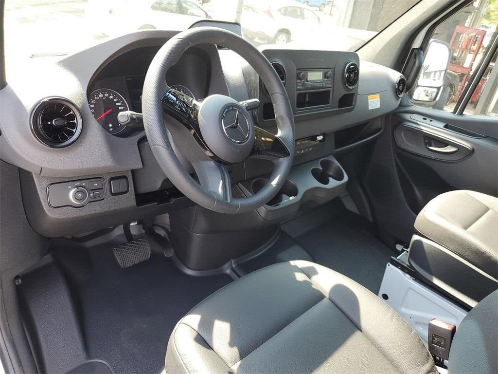 2025 Mercedes-Benz Sprinter 2500 Cargo 170 WB High Roof