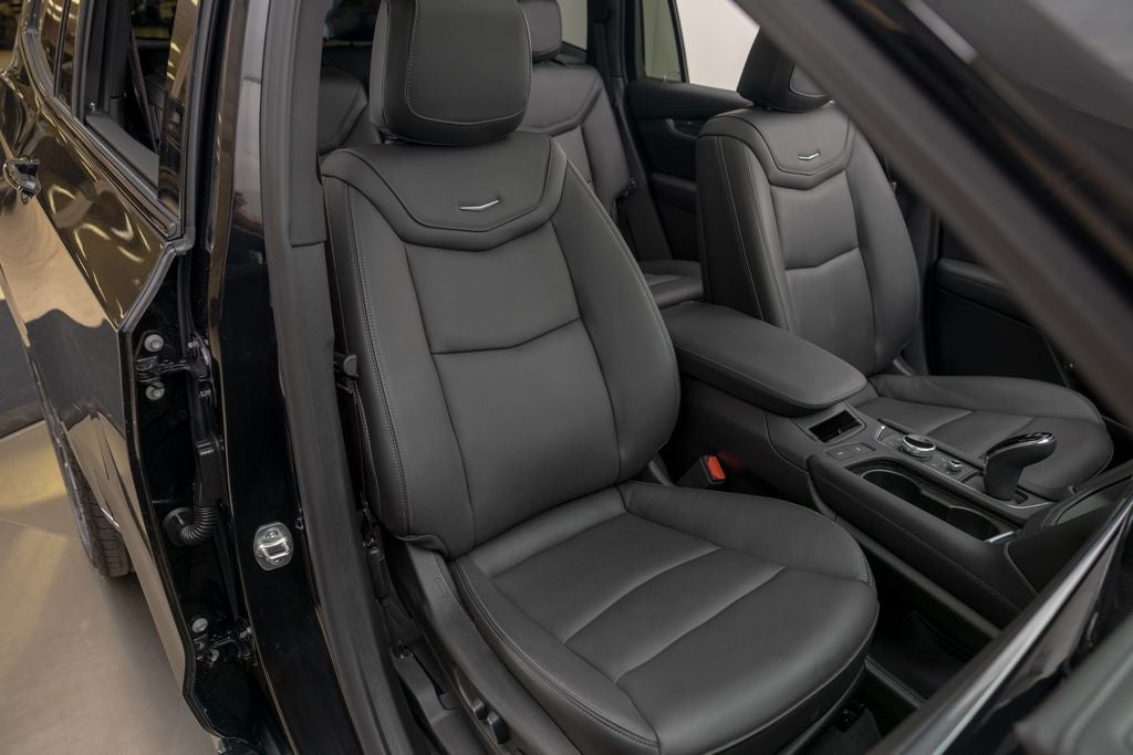 2025 Cadillac XT6 Sport