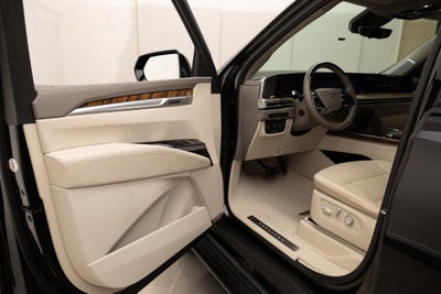 2025 Cadillac Escalade Sport Platinum