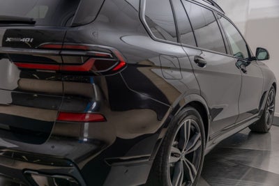 2025 BMW X7 xDrive40i