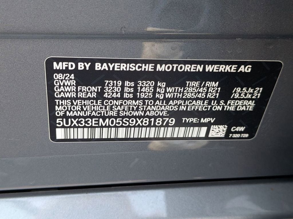 2025 BMW X7 M60i