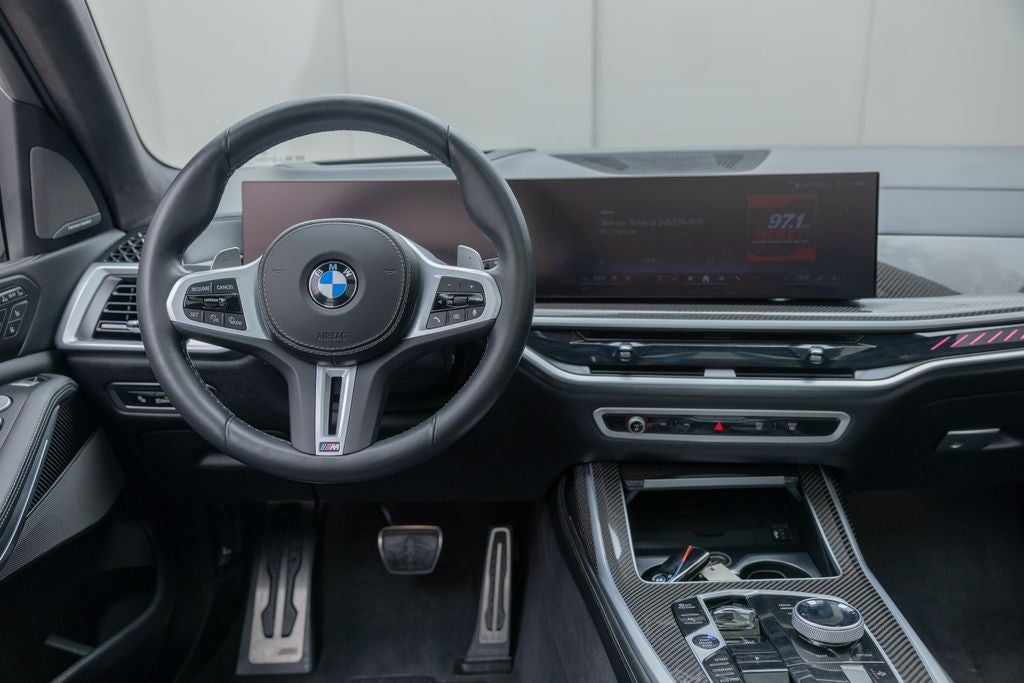 2025 BMW X7 M60i