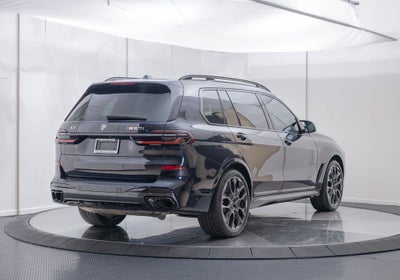 2025 BMW X7 M60i