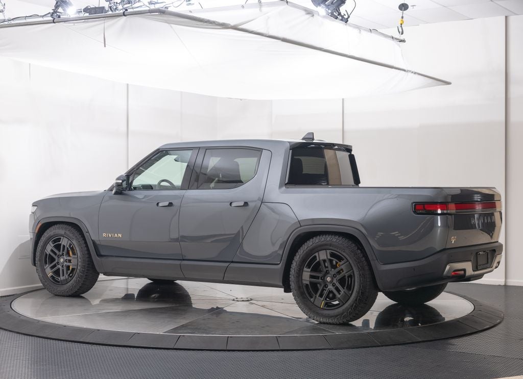 2023 Rivian R1T Adventure