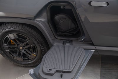 2023 Rivian R1T Adventure