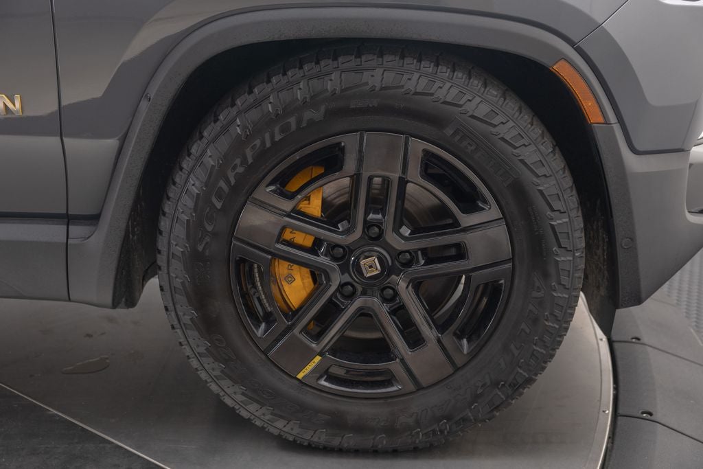 2023 Rivian R1T Adventure