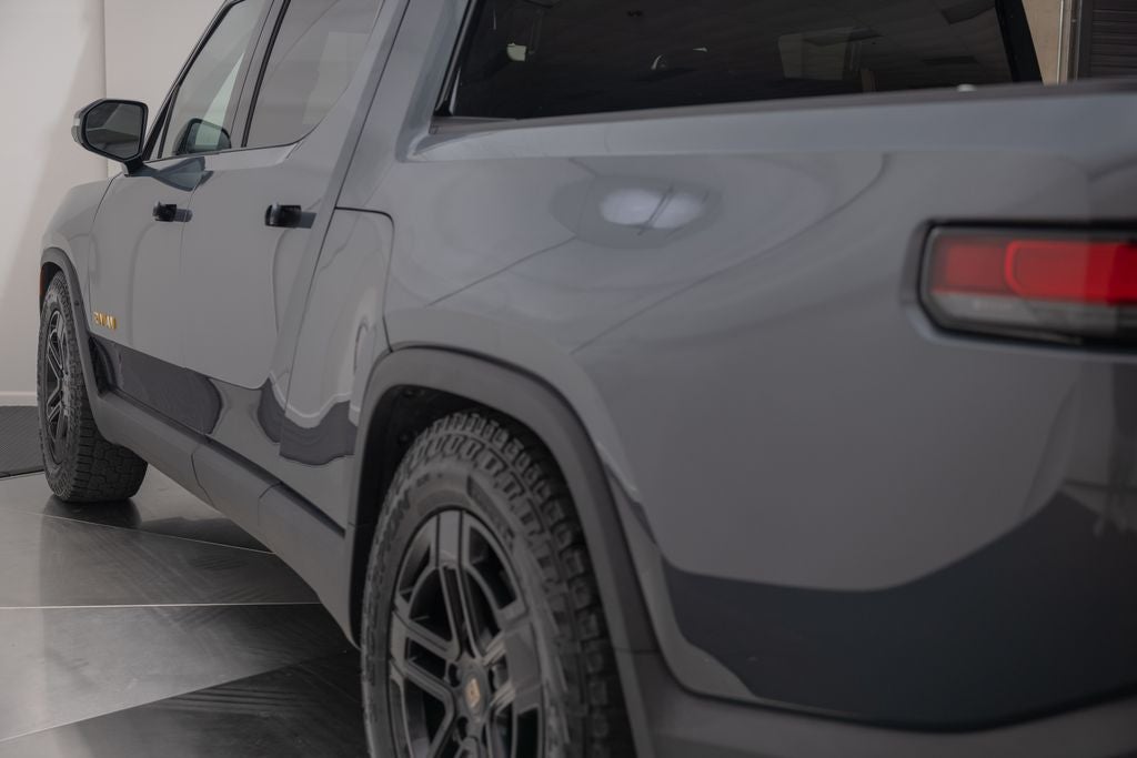 2023 Rivian R1T Adventure