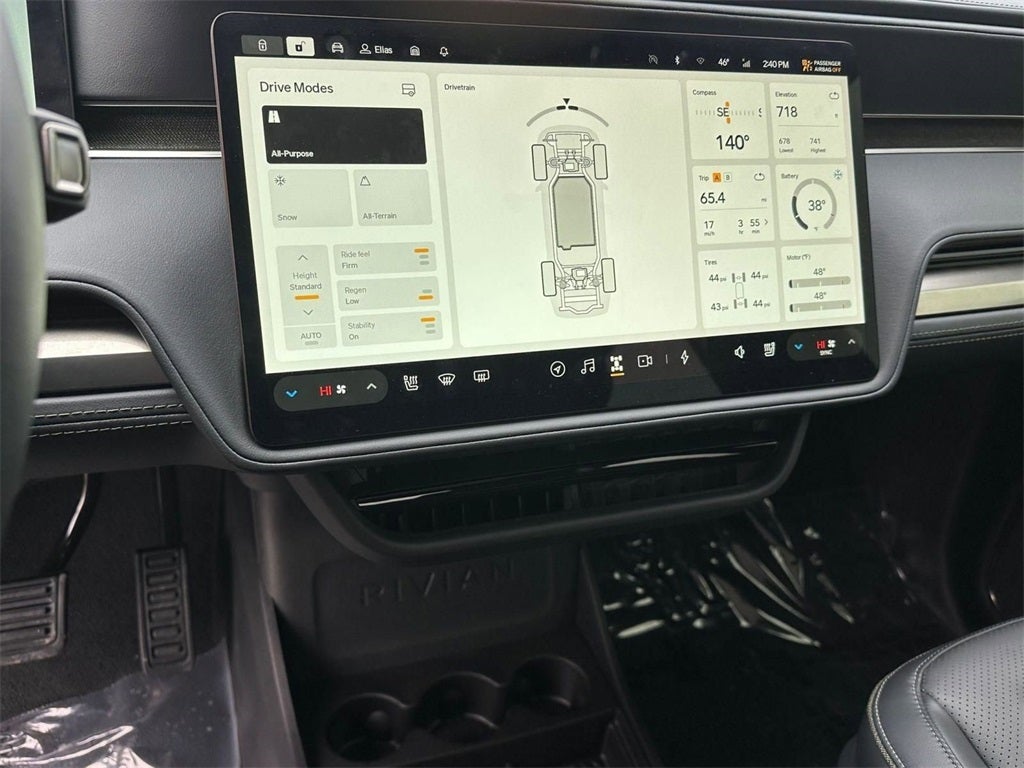 2025 Rivian R1T Adventure