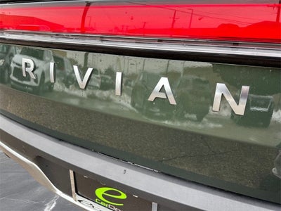 2025 Rivian R1T Adventure