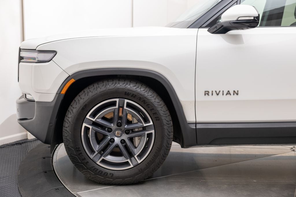 2025 Rivian R1T Adventure Dual Motor Standard Pack