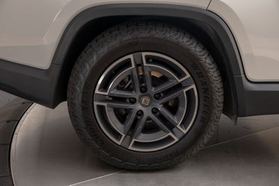 2025 Rivian R1T Adventure Dual Motor Standard Pack