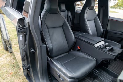 2025 Tesla Cybertruck Long Range