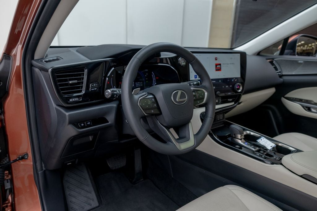 2025 Lexus NX 350h Luxury