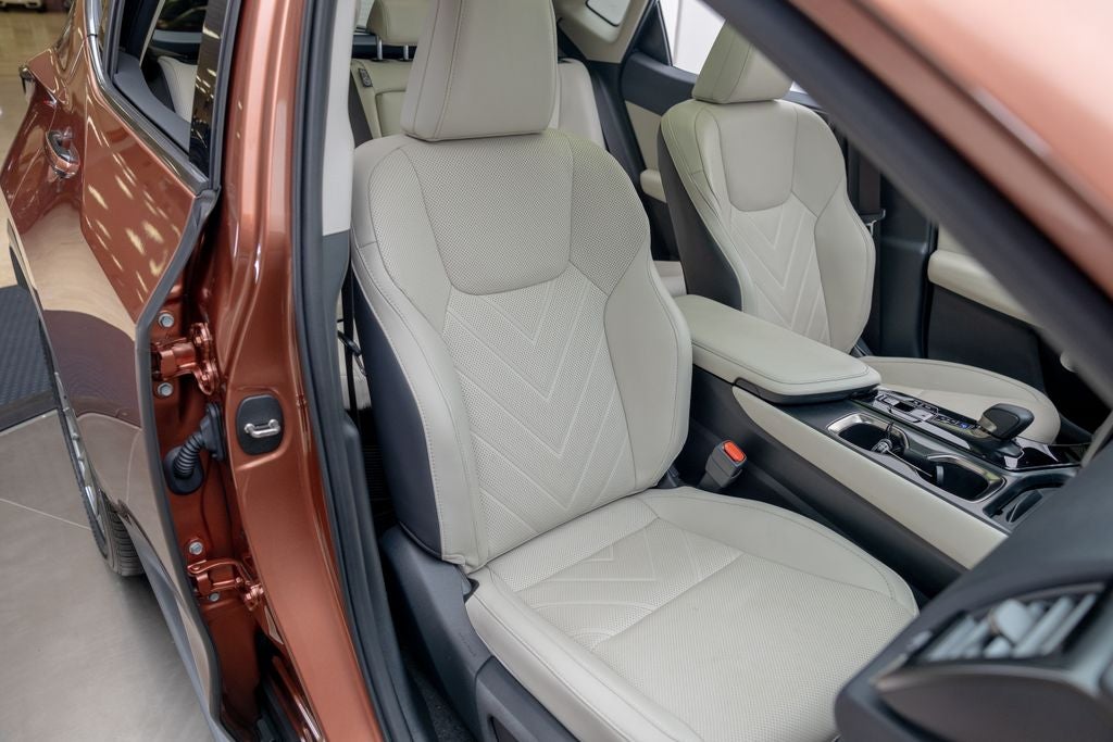 2025 Lexus NX 350h Luxury