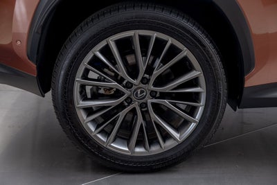 2025 Lexus NX 350h Luxury