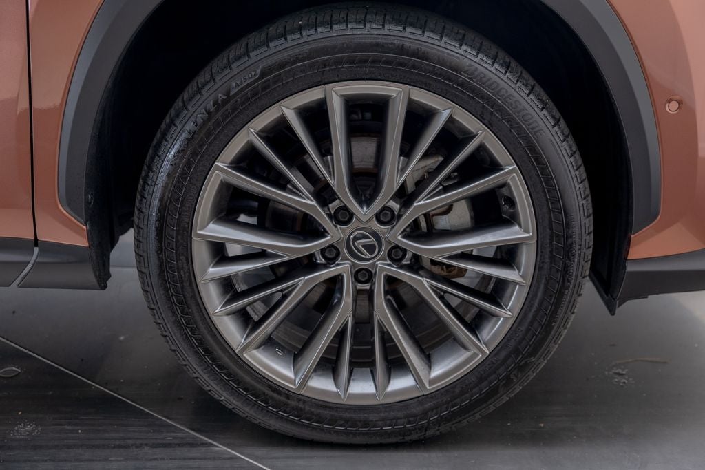2025 Lexus NX 350h Luxury