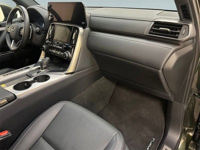 2025 Lexus LX 700h F SPORT