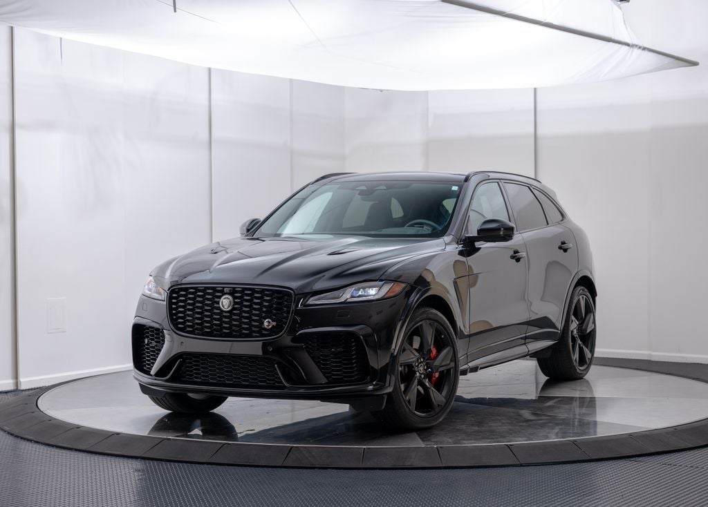 2024 Jaguar F-PACE SVR