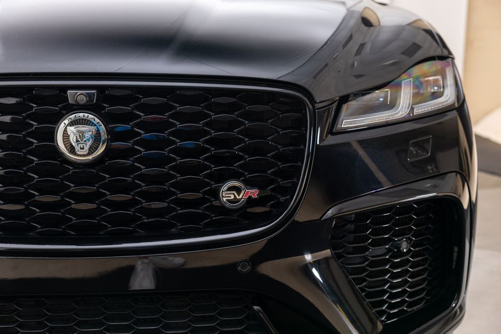 2024 Jaguar F-PACE SVR