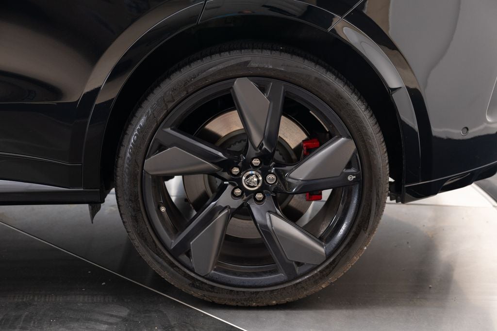 2024 Jaguar F-PACE SVR