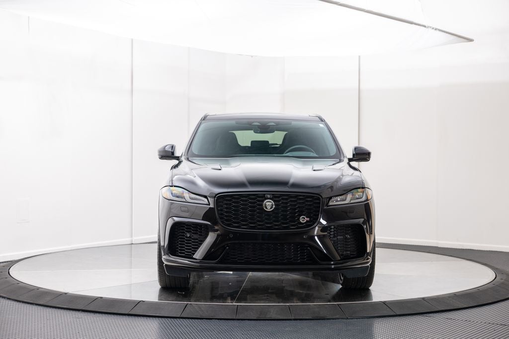 2024 Jaguar F-PACE SVR