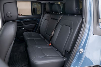 2025 Land Rover Defender 110 X-Dynamic SE