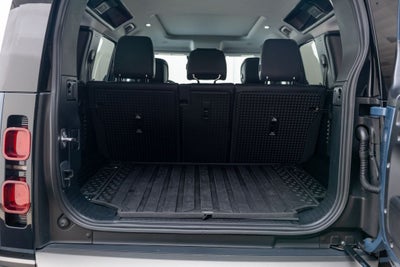 2025 Land Rover Defender 110 X-Dynamic SE