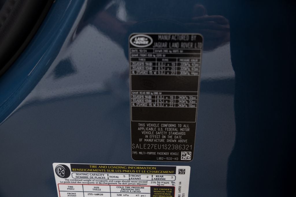 2025 Land Rover Defender 110 X-Dynamic SE