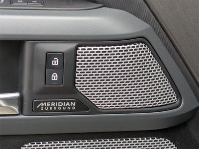 2023 Land Rover Defender 130 X-Dynamic SE