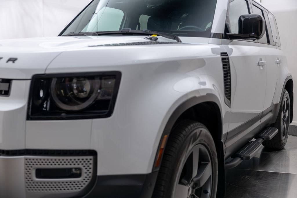 2024 Land Rover Defender 110 S