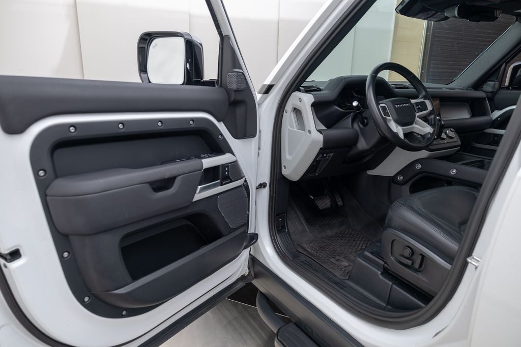 2024 Land Rover Defender 110 S