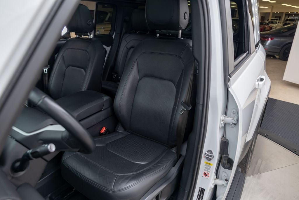 2024 Land Rover Defender 110 S