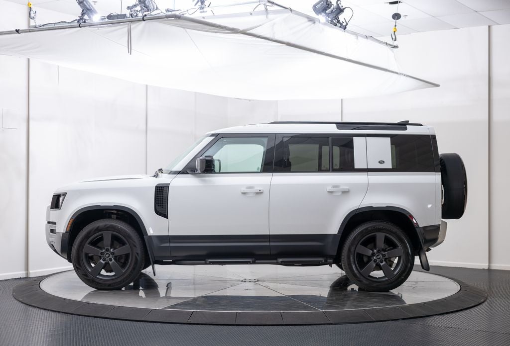 2024 Land Rover Defender 110 S