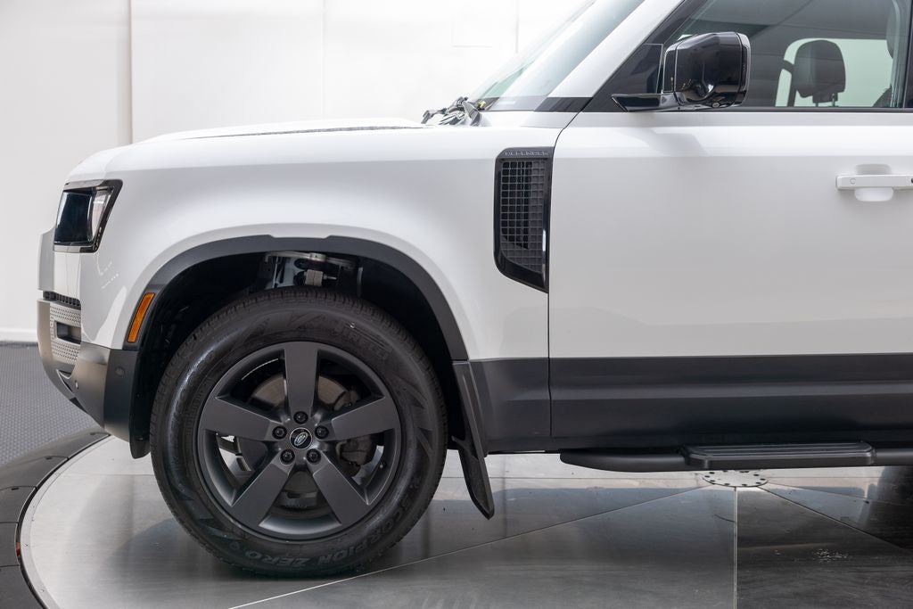 2024 Land Rover Defender 110 S