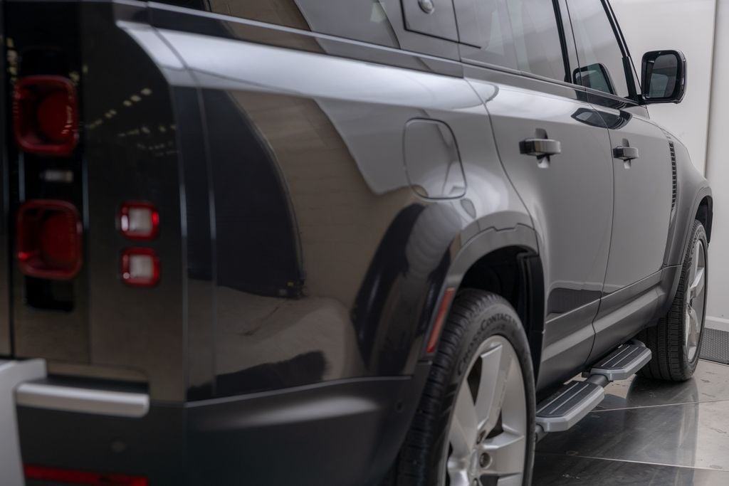 2023 Land Rover Defender 130 First Edition