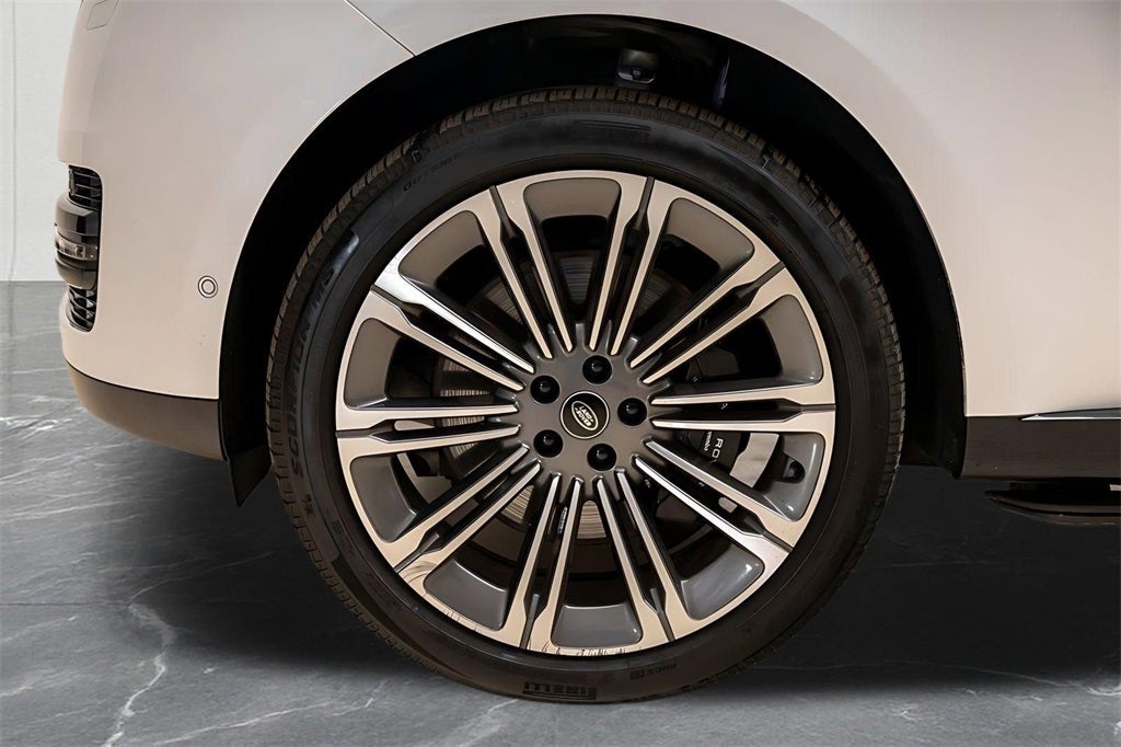 2025 Land Rover Range Rover Autobiography