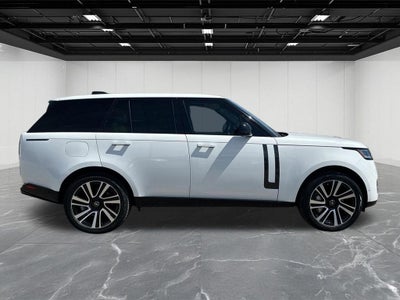 2023 Land Rover Range Rover SE