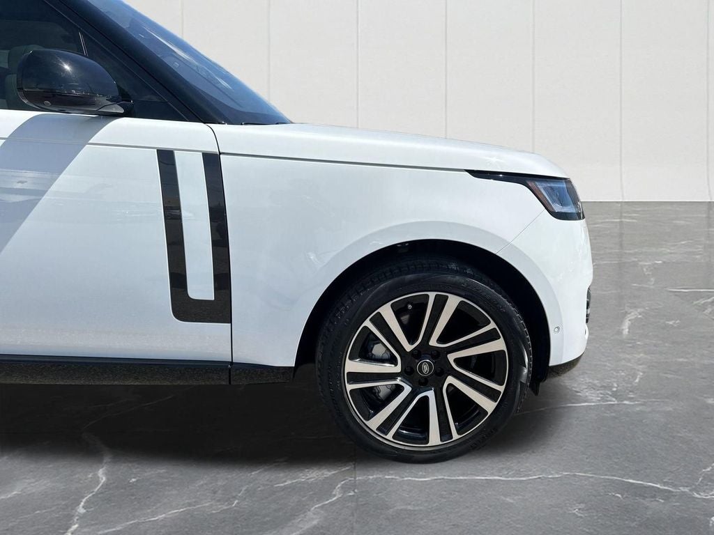2023 Land Rover Range Rover SE