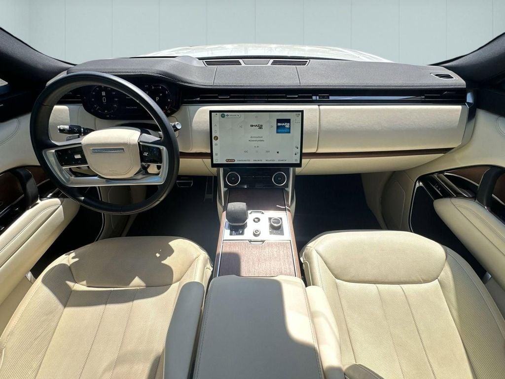 2023 Land Rover Range Rover SE