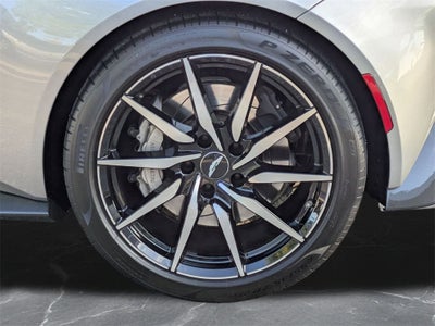 2019 Aston Martin Vantage Base