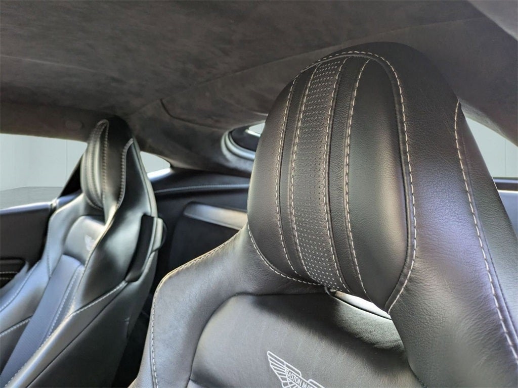2019 Aston Martin Vantage Base