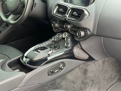 2022 Aston Martin Vantage Base